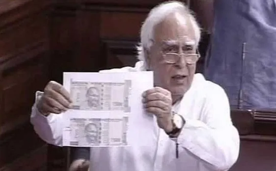 Congress displays two types of Rs 500 notes in Parliament, terms it 'biggest scam of century'