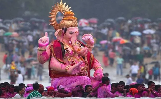 Maha CM Fadnavis launches 125th year celebrations of Ganesh festival