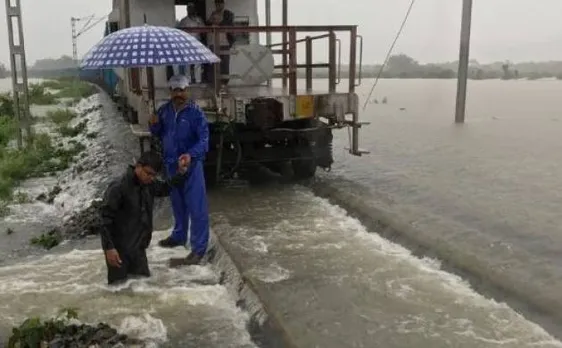 Bihar floods: Army, NDRF deployed in affected region; five trains cancelled in Kishanganj