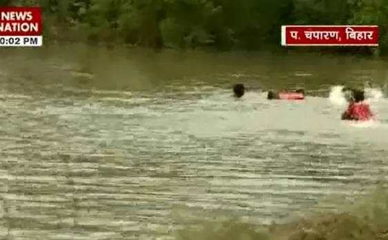 News Nation Exclusive: Watch visuals of dramatic rescue in Bihar floods