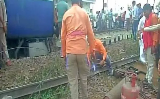 Utkal Express accident: 23 killed, 80 injured in Muzaffarnagar; repair work underway
