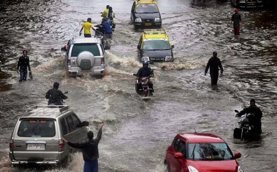 Heavy rains lash Mumbai on day 2, waterlogging may affect vehicular movement on Monday