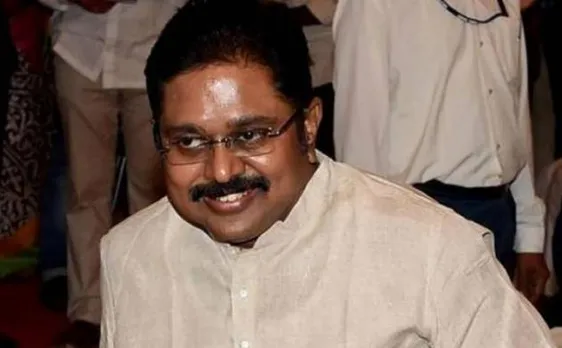 AIADMK merger: MLAs supporting Dhinakaran to meet Governor today 