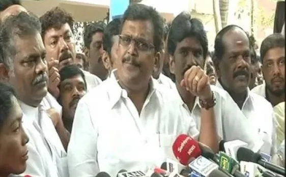 Tamil Nadu: After AIADMK merger, MLAs loyal to Dhinakaran revolt against CM Palaniswami, DMK demands trust vote