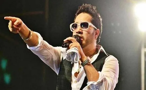 Mika Singhâ€™s tweet on Dera Sacha Sauda chief Gurmeet Ram Rahim draws severe flak from masses
