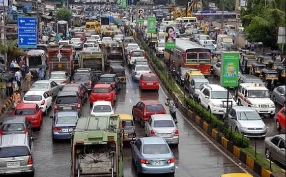 Mumbai rain: BEST operates extra buses to ferry commuters stranded at various place
