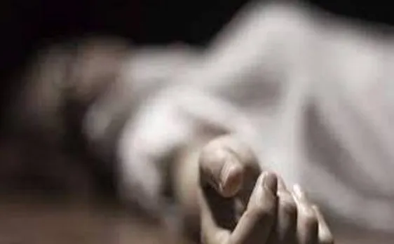 Delhi: Siblings found living with maggot-infested body of nuclear scientist 