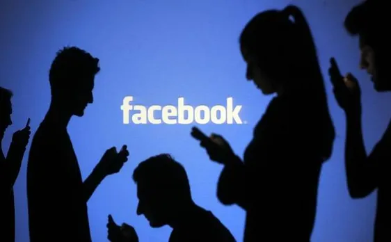 Facebook allows real and fake accounts to manipulate online social reputation