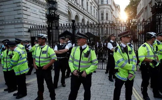 Explosion on London Tube train: Police launch massive manhunt for suspects