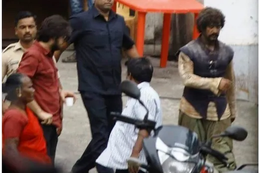Aamir Khanâ€™s looks from Thugs of Hindostan finally revealed and we are sharing with you