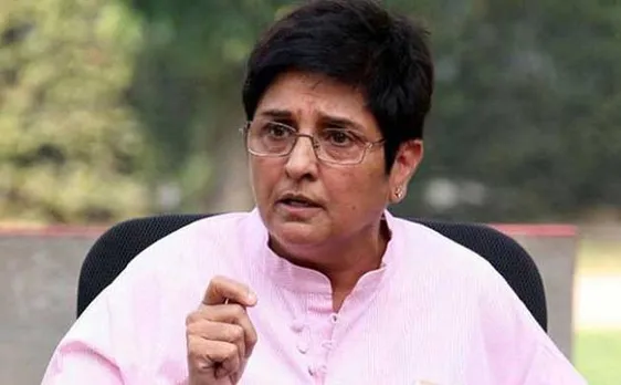 Puducherry: Kiran Bedi accuses CM Narayanasamy of 'threatening' her