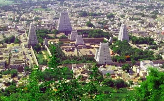 Bare-chested girls 'worshipped' like goddesses in Madurai Temple; Tamil Nadu administration intervenes