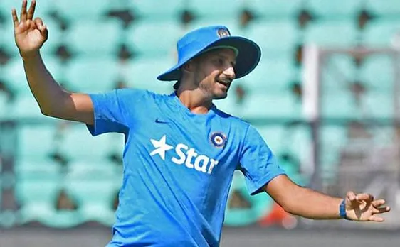 India vs Australia: Harbhajan takes dig at Aussies, urges Clarke to â€˜come out of retirementâ€™