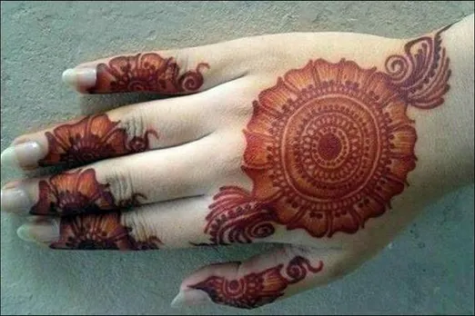 Karwa Chauth 2017: Chic and elegant mehandi designs; for your palms only