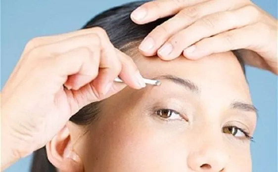 Darul Uloom Deoband issues fatwa imposing ban on eyebrow plucking