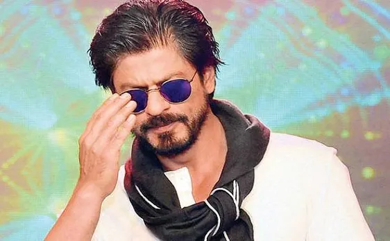 Shah Rukh Khan fulfils cancer-stricken fan Aruna's last wish, will meet her anytime soon