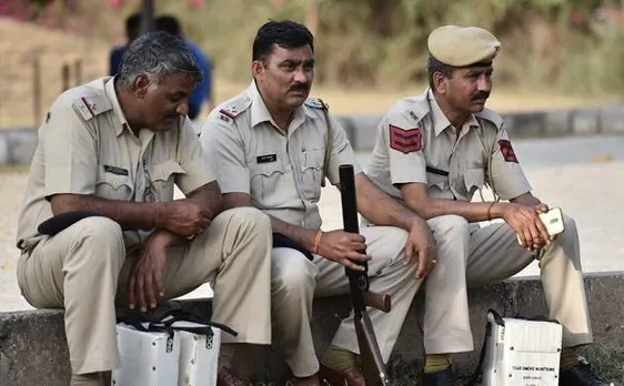 5,000 masks donated to Gurugram Police to combat air pollution after Diwali