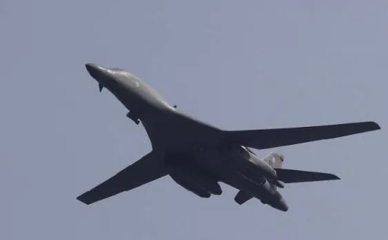 US supersonic B-1B Lancer bombers conduct exercise over South Korea ahead of Donald Trump visit to Asia