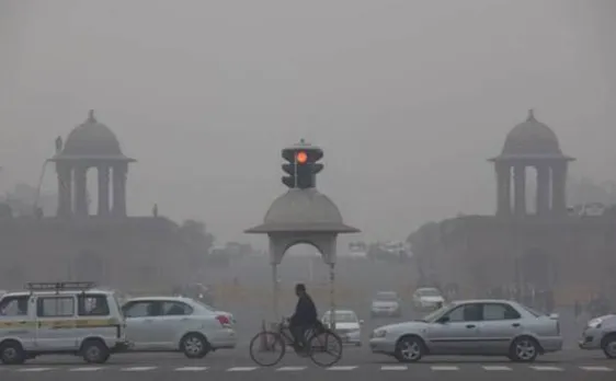 Delhi Air Pollution: Kejriwal 'requests' Sisodia to shut schools for few days