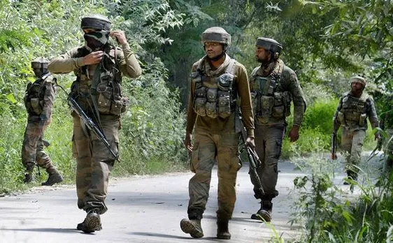 Anantnag terrorist attack: Militants attack police patrolling party near district commissioner officer, one security personnel injured