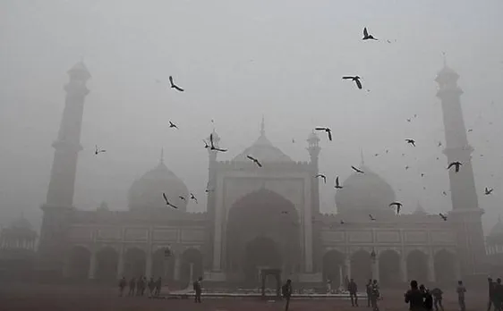 Delhi smog: Sale of air-purifiers increases multi-fold as consumers resort to panic buying 