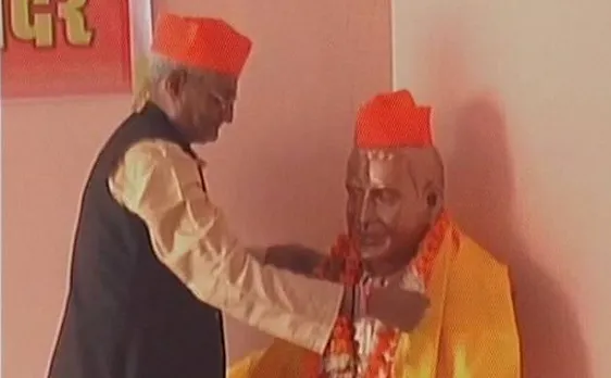 Hindu Mahasabha installs statue of Gandhi killer Nathuram Godse in Gwalior