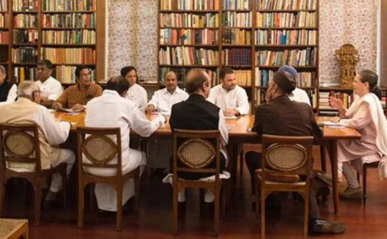 Sonia Gandhi calls CWC meet on Monday; Rahul's elevation as party president to be discussed
