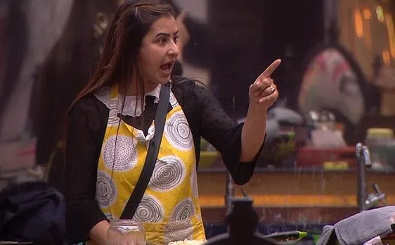 Bigg Boss 11: Shilpa Shindeâ€™s brother alleges Hina Khan as â€˜unfairâ€™ 