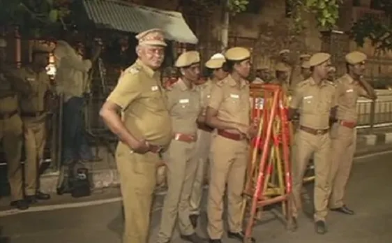 Income Tax dept conducts raids at 33 locations in Chennai