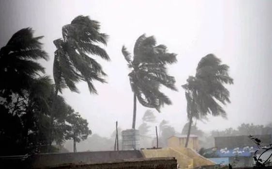 Cyclone Ockhi claims 5 lives in Tamil Nadu, Kerala; likely to turn severe