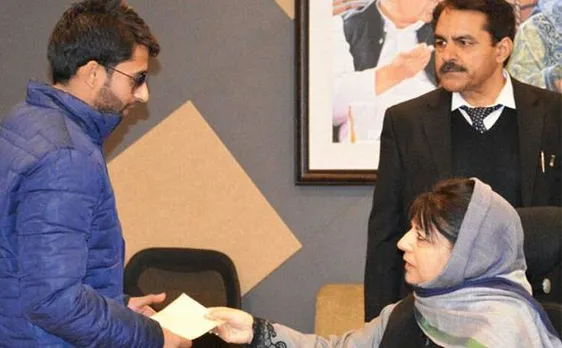 Jammu & Kashmir: Mehbooba Mufti distributes appointment orders among pellet victims