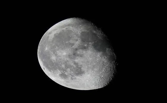China to establish robot station on moon, enhance lunar geography studies