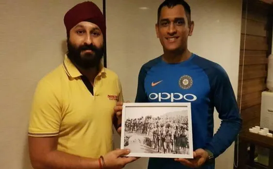 Dhoni presented with Battle of Gallipoli picture, recalls Indian heroes of WW1 