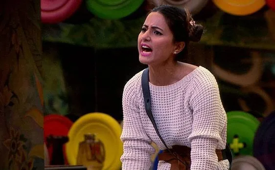 Bigg Boss 11: THIS former contestant takes a jibe at Hina Khan, read to know why