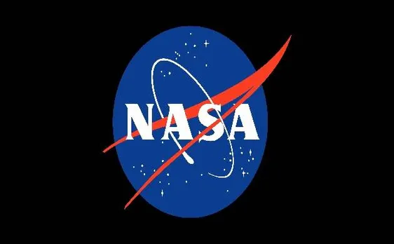 NASA successfully checks parachute failure landing on replica Orion spacecraft in Yuma desert