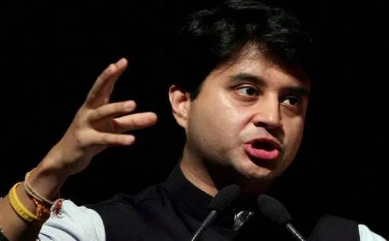 Will not wear garland until Shivraj Singh's ouster from MP, vows Jyotiraditya Scindia