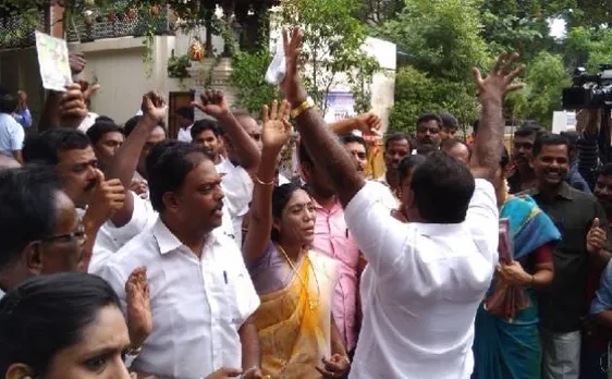 RK Nagar by-poll result : With 'Jayalalitha's blessings' independent candidate TTV Dhinakaran books massive victory by 40,707 votes