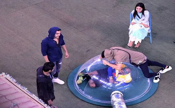 Bigg Boss 11: Nominations come with a twist; Hina Khan has SOME plans (watch video)
