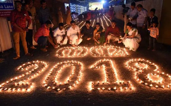 World welcomes 2018, says goodbye to 2017