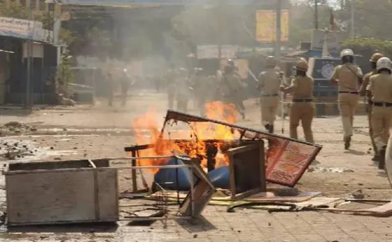 Maharashtra bandh ends after agitation, 1 killed in police baton charge; CM Fadnavis orders probe
