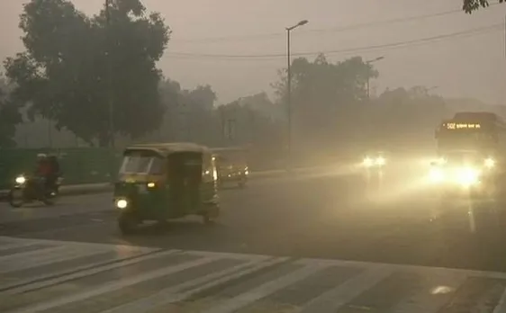 Dense fog hits rail traffic in Delhi, cold wave continues unabated