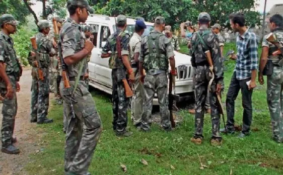Indian Reserve Battalion constable opens fire in public place near Pune, 3 killed