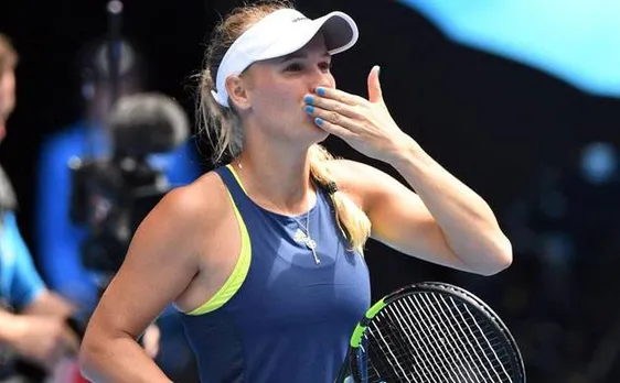 Australian Open: Caroline Wozniacki storms into women's singles quarter finals