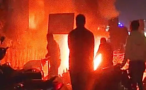 Padmaavat row: Fringe group vandalise PVR Acropolis Mall of Ahmedabad, torch vehicles; Karni Sena denies involvement