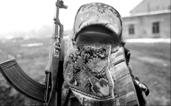 J-K Police arrest 18-year-old female â€˜suicide bomberâ€™ in south Kashmir
