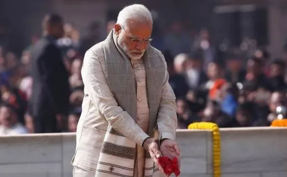 PM Modi, Congress President Rahul Gandhi pay homage to Mahatma Gandhi