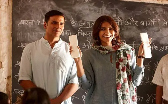 Pad Man Review: A PERIOD film about health, delegation of Indian women