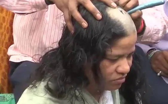 Guest lecturers in Bhopal tonsure their heads demanding regularisation