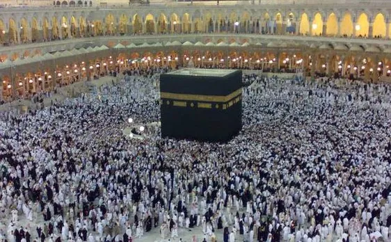 Pakistan to send transgenders as Haj volunteers