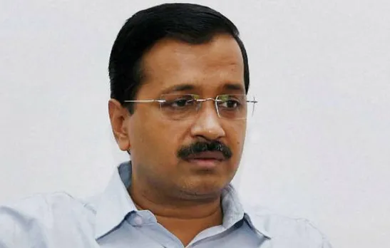 Police seizes hard disk from Kejriwal's house; CM knocks on LG's doors